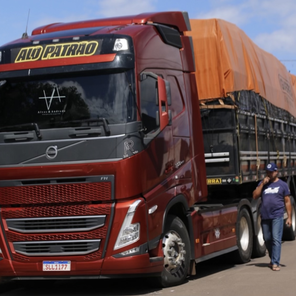 VOLVO FH500 + GUERRA 4 EIXOS